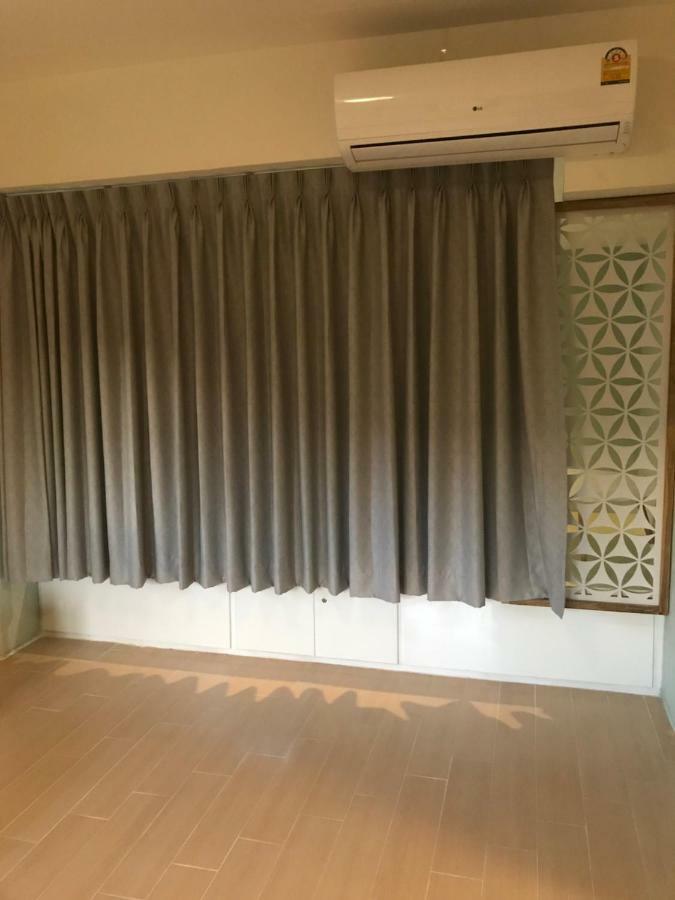 Baan Ploy In (Adults Only) Hostel Chiang Mai Exterior photo